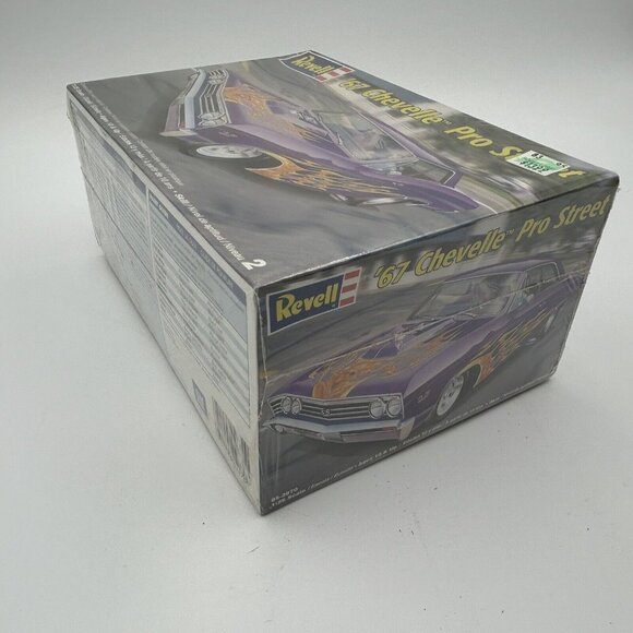 Revell 1967 '67 Chevelle Pro Street 85-2870 1/25 Scale Model Kit 2005 Sealed - Picture 6 of 7
